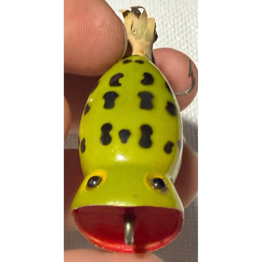 Arbogast Hula Popper VTG Fishing Lure Frog Pattern Yellow Green Spotted NB049